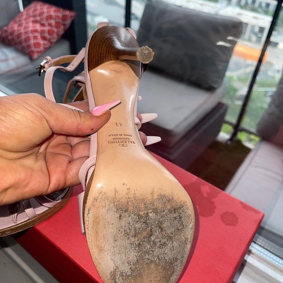 VALENTINO Size 41 - Leather Floral Blush Pink Heels - Picture 6 of 6